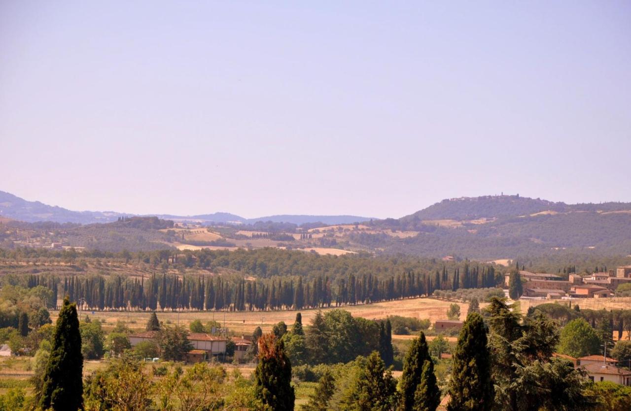 La Collina Del Melograno Hotel Sinalunga Bagian luar foto